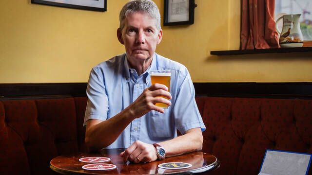 'No se trata de emborracharse': As es la vida del hombre que ha probado 50.000 cervezas diferentes