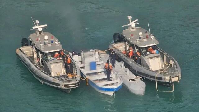 El narcotrfico ya se beneficia del Starlink de Elon Musk: incautan en Colombia el primer narcosubmarino no tripulado