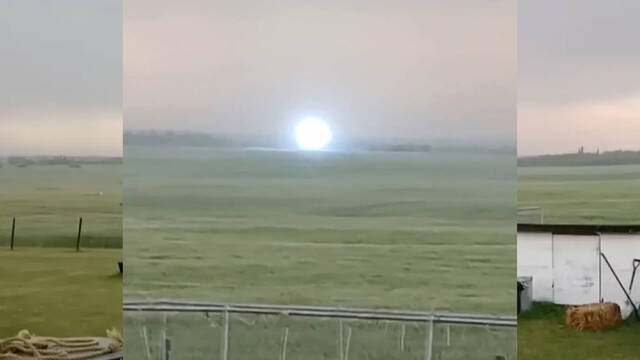 Una bola de luz azul aparece flotando tras una tormenta y desconcierta a los expertos: 'Hizo un pop y se desintegr'