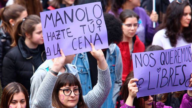 La generacin Z se aleja del feminismo y cada vez  ms chicos niegan la violencia de gnero: 'No sirve para nada'