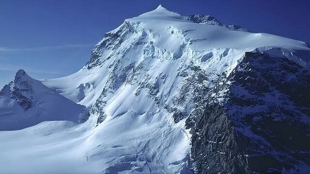 Cient�ficos perforan un glaciar de los Alpes y encuentran un 'archivo intacto' con 2000 a�os de historia europea