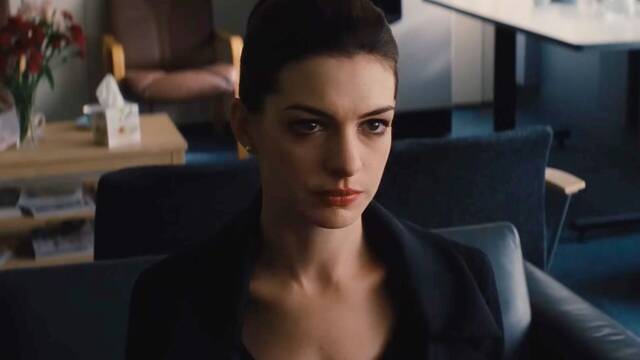 Anne Hathaway, actriz: 'En Batman: La leyenda renace�, cambi� de personalidad como una psic�pata, no se lo esper� nadie'