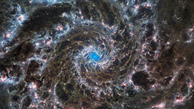 Ni los astr�nomos daban cr�dito: el telescopio Hubble descubre la luz de una galaxia que no deber�a ser visible desde la Tierra