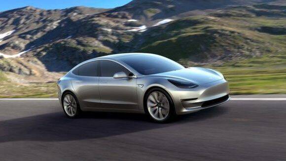 Tesla quera llamar a sus modelos S-E-X-Y