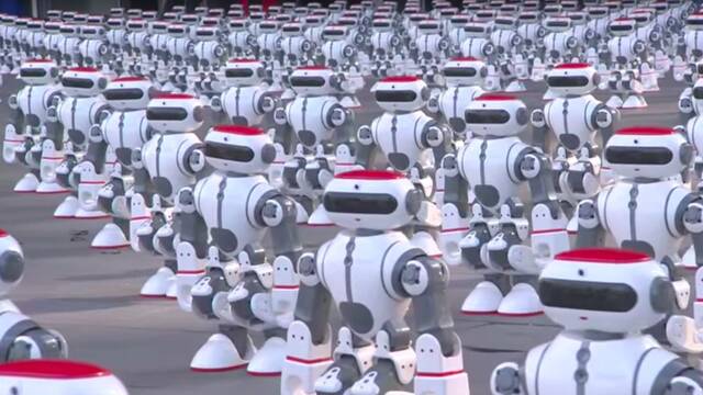 1069 robots bailarines baten un rcord Guinness