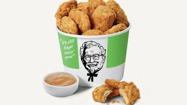 KFC ofrecer carne de pollo vegana bajo la campaa Beyond Meat Chicken
