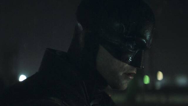 The Batman: Matt Reeves explica la importancia y el diseo del 'batsuit'