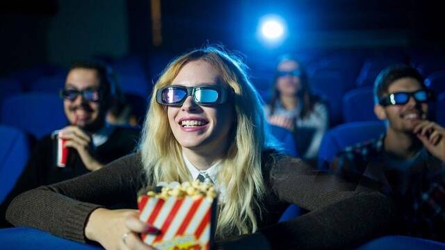 Las nuevas generaciones pagan el doble por las entradas de cine que lo que pagaban los boomer y no es culpa de la inflacin