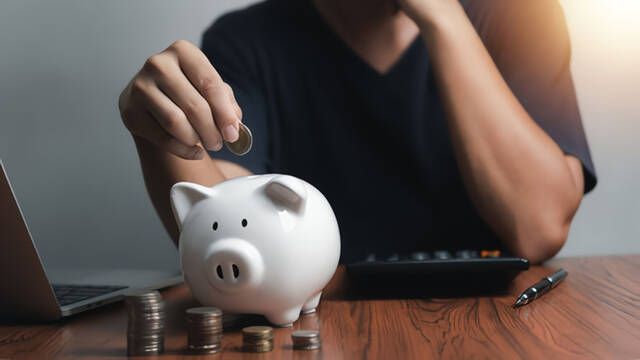 Vivi� con lo justo, sin darse caprichos y ahorrando lo m�ximo posible durante 20 a�os y ahora se arrepiente: 'Es in�til'