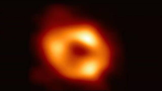 Cient�ficos ponen fecha exacta al despertar del 'monstruo c�smico' que existe en el centro de nuestra galaxia: 'Es inevitable'