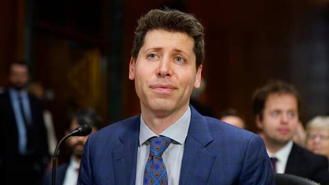 Sam Altman dicta sentencia y confirma que la IA revolucionar� la medicina: 'En 2035 podremos curar enfermedades con ChatGPT'
