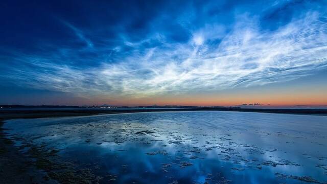 Ni auroras ni cohetes: la NASA pide colaboraci�n ciudadana para identificar unas extra�as nubes que brillan por la noche