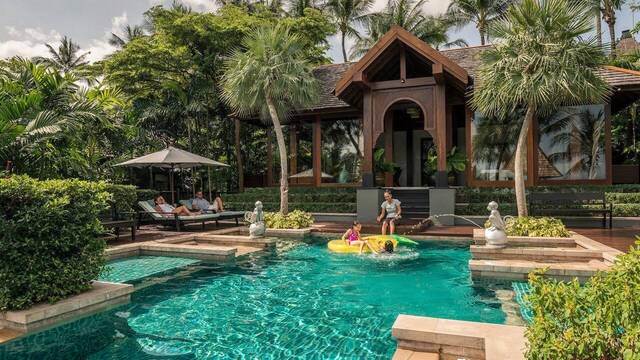 Un matrimonio de jubilados europeos se mudan a Tailandia y no dan crdito al mayor cambio de sus vidas: 'Qu barato'