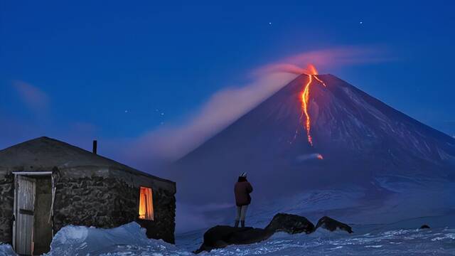 El terremoto de Rusia despierta un volcn dormido desde hace 6 siglos en el pas y alarma a la poblacin