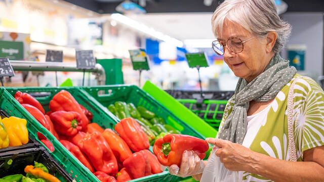 La Polica Nacional advierte sobre un nuevo tipo de robo a la salida del supermercado