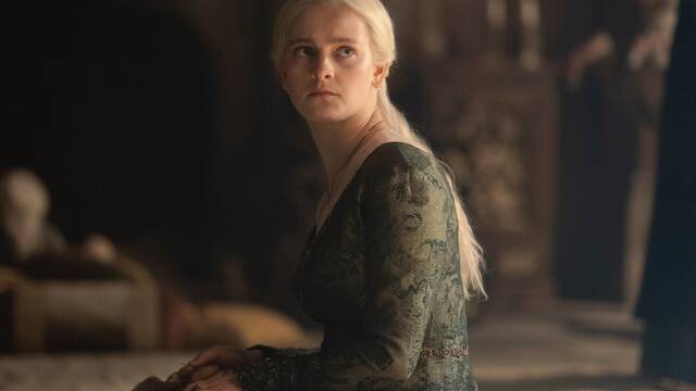 George R.R. Martin carga contra la segunda temporada de 'La casa del drag�n': 'Lo odi� m�s cuando le peg� una patada al perro'