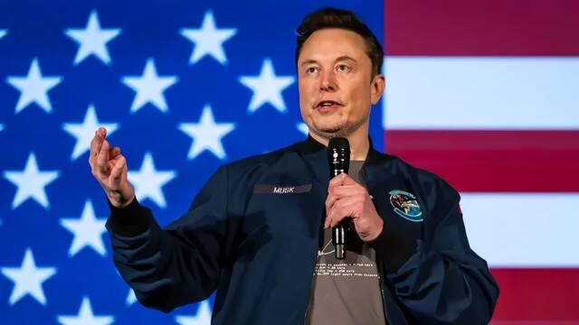 Elon Musk cambia de estrategia para salvar el hundimiento de Tesla: 'China produce ms en un da que Estados Unidos en un ao'