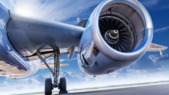 Lucas Bernacer, ingeniero aeron�utico, sobre el ruido que m�s temen los pasajeros de un avi�n: 'No entres en p�nico'