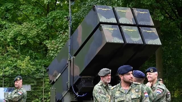 Un pa�s europeo lanza un plan militar sin precedentes y abre la puerta a armas espaciales ante la presi�n de China y Rusia