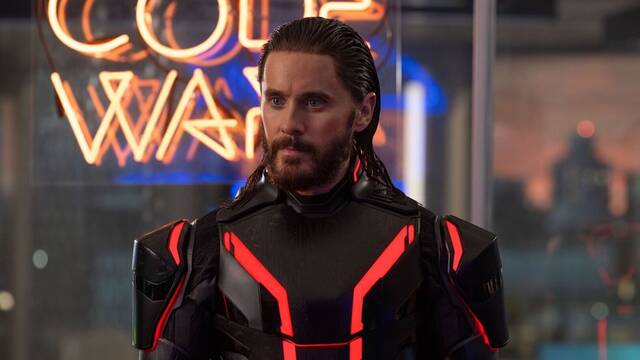 Jared Leto toma las riendas en la pica 'TRON: Ares', el regreso de Disney a la ciencia ficcin: su triler es un espectculo