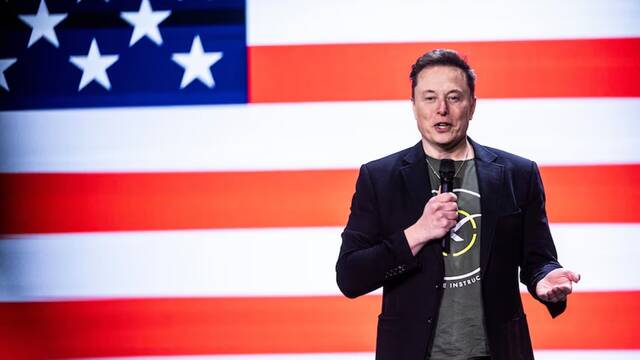 Elon Musk desafa todos los lmites con Tesla y el capitalismo: va a recibir un bonus histrico de un billn de dlares