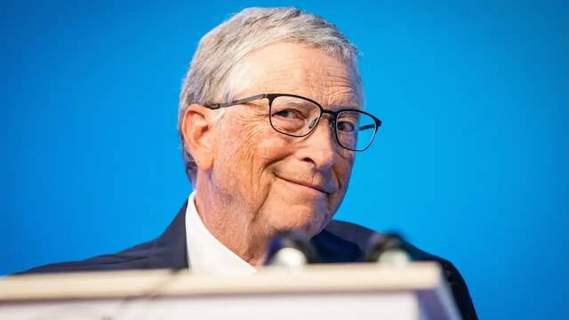 Bill Gates (70 a�os), fundador de Microsoft: 'La IA es un arma muy poderosa y es obligatorio ponerle un l�mite por seguridad'