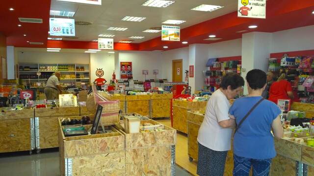 Ni Mercadona ni Carrefour: este supermercado espa�ol 'low-cost' supera las 140 tiendas y vende productos con descuentos del 80%