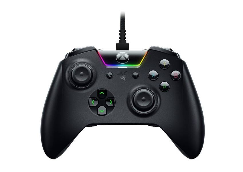 El aspecto del mando en líneas generales es casi idéntico al de Xbox One.