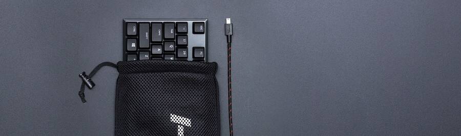 HyperX ha diseñado este Alloy de forma inteligente para poder llevarlo con facilidad a cualquier lugar e incluye además una bolsa ideada para el transporte.